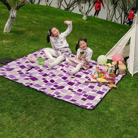 Drei Schichten Design Luxus-Picknickdecke Outdoor-Stoff faltbare Picknickdecke benutzerdefinierte wasserdicht 
