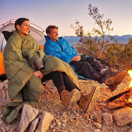 2022 neue maßgeschneiderte faltbare wasserdichte Outdoor-Campingdecke tragbare Nylon-Daunendecke für Camping 