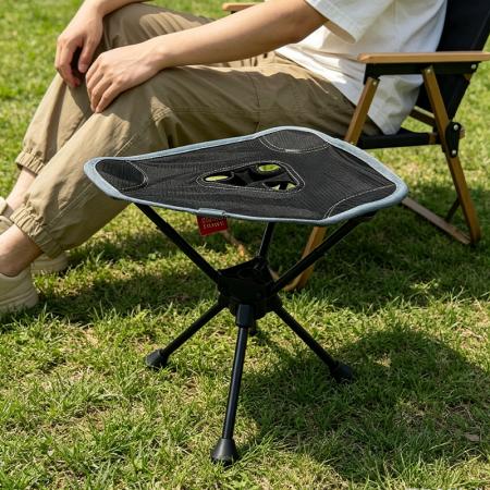360° drehbarer faltbarer Campinghocker mit 3 Beinen aus Aluminiumlegierung, tragbarer Outdoor-Angel- und Wander-Hocker 