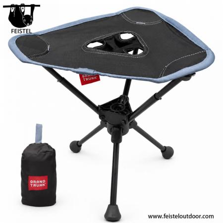 Leichte Hocker für das Camping – 0,57 kg klappbarer Reisehocker mit 7075-Aluminiumgestell, Sitzfläche aus 600D-Polyester-Mesh & 120 kg Belastbarkeit 